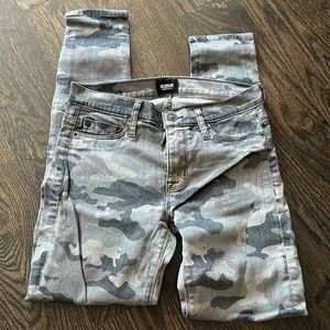 Hudson Jeans - size 25